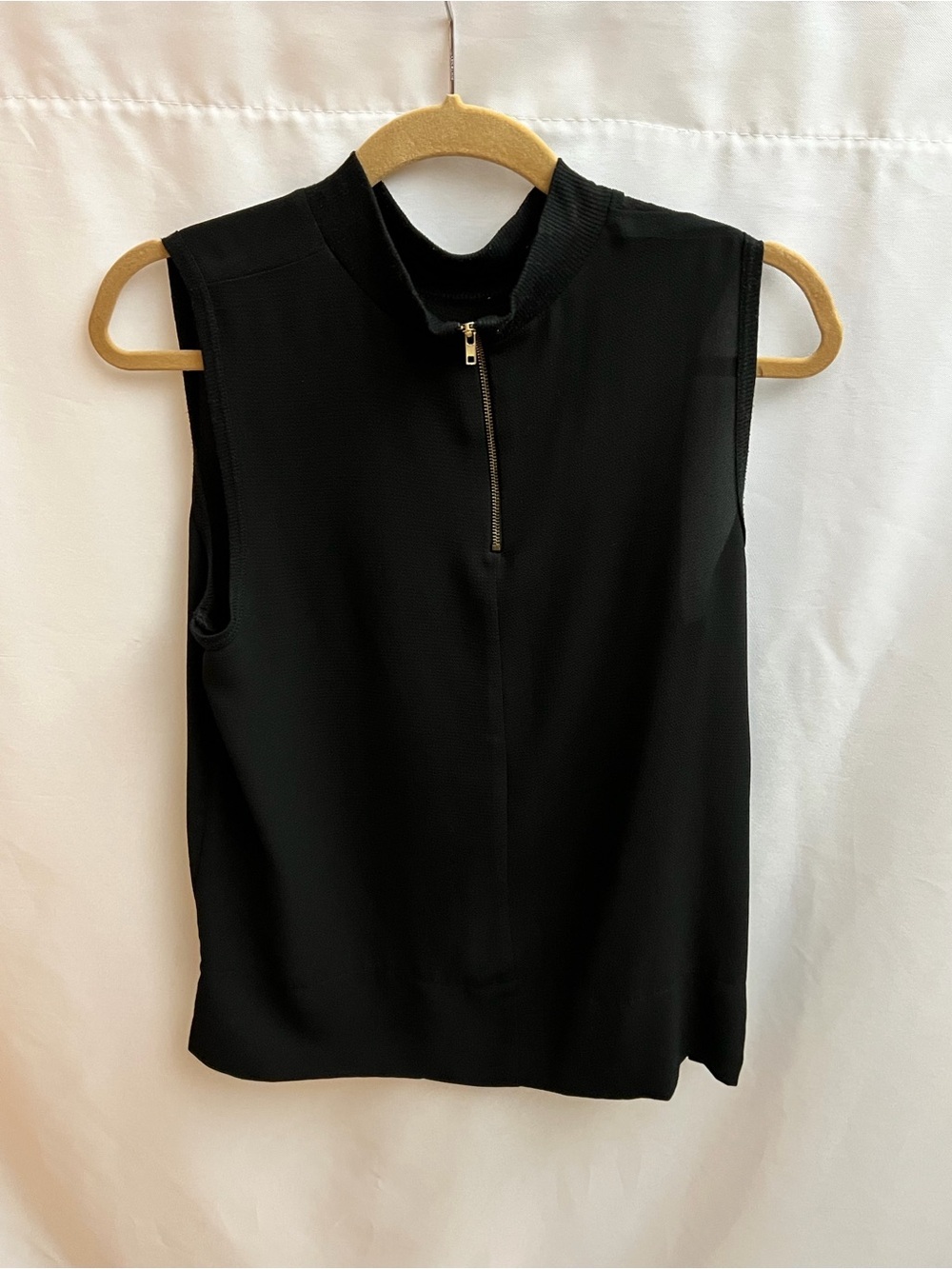 Bobeau Black Sleeveless Quarter Zip Mock Neck Stretch Knit Top Size Medium